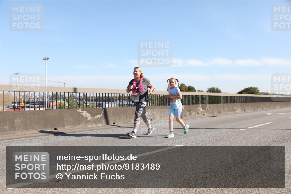 03.10.2025 - Köhlbrandbrückenlauf Yannick Fuchs http://msf.ph/oto/9183489 03.10.2025 11:28:54 Position 3  meine-sportfotos.de