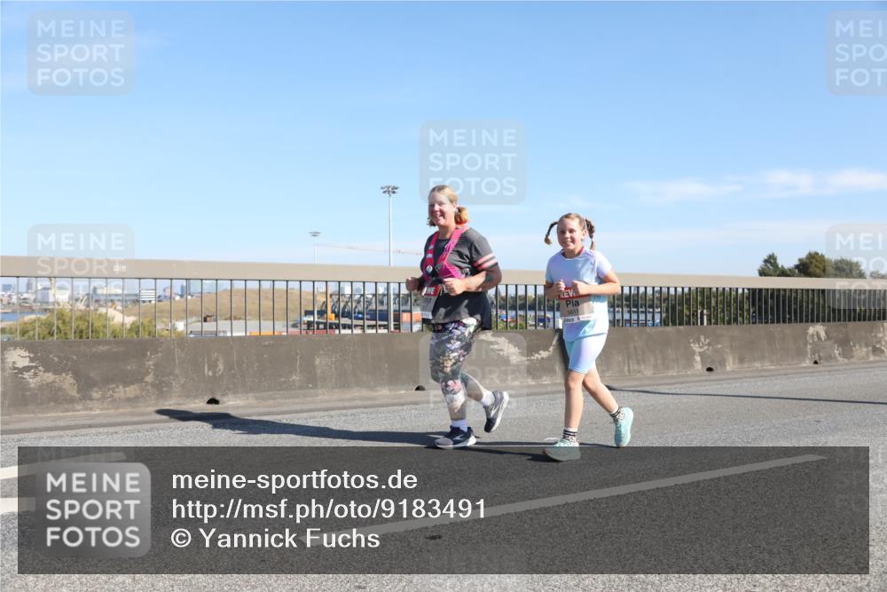 03.10.2025 - Köhlbrandbrückenlauf Yannick Fuchs http://msf.ph/oto/9183491 03.10.2025 11:28:55 Position 3 1020, 5611 meine-sportfotos.de