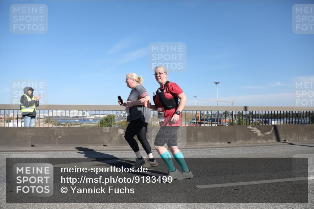 03.10.2025 - Köhlbrandbrückenlauf Yannick Fuchs http://msf.ph/oto/9183499 03.10.2025 11:29:22 Position 3  meine-sportfotos.de
