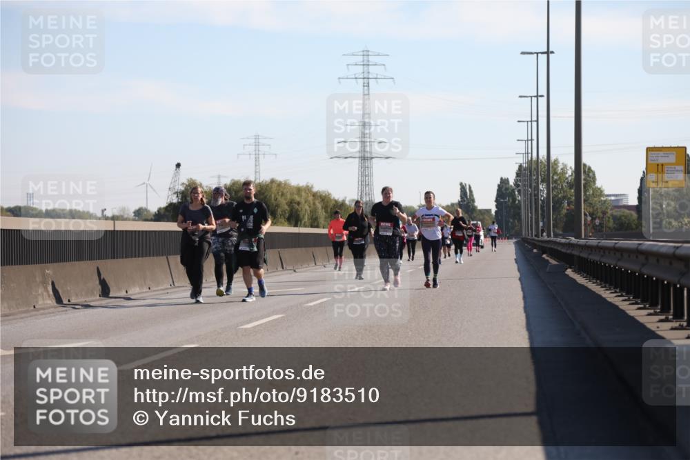 03.10.2025 - Köhlbrandbrückenlauf Yannick Fuchs http://msf.ph/oto/9183510 03.10.2025 11:29:34 Position 3  meine-sportfotos.de