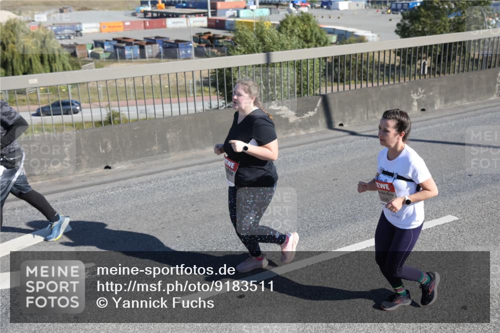 03.10.2025 - Köhlbrandbrückenlauf Yannick Fuchs http://msf.ph/oto/9183511 03.10.2025 11:29:49 Position 3 200, 5295 meine-sportfotos.de