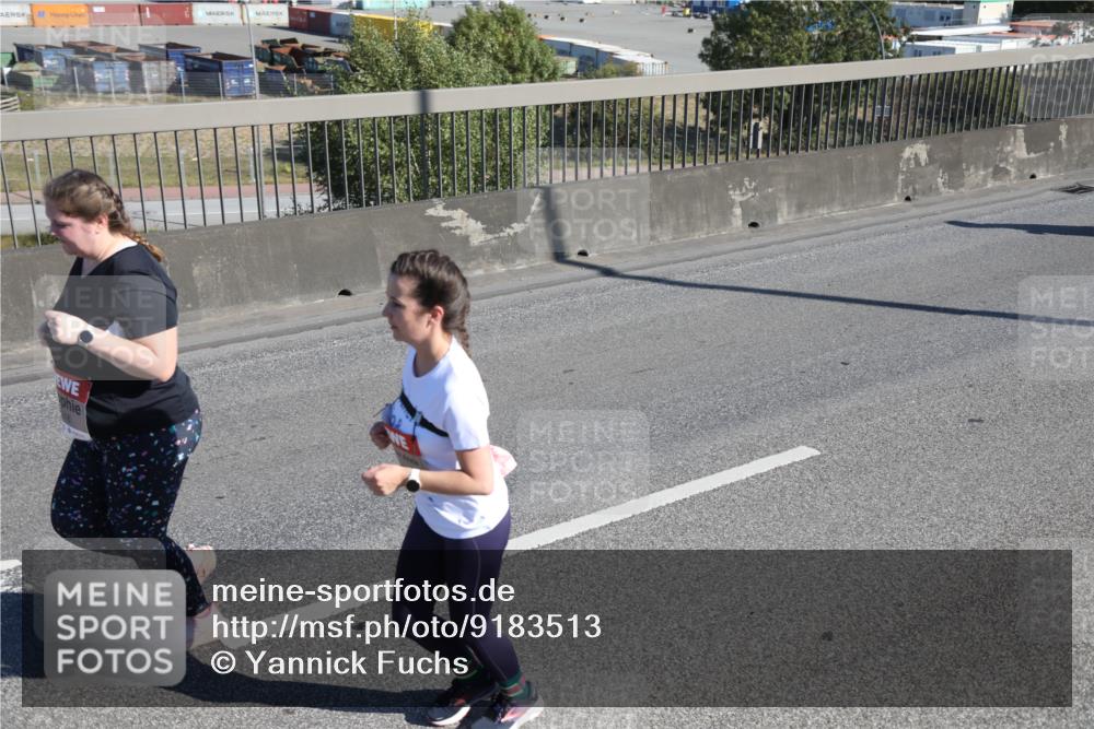 03.10.2025 - Köhlbrandbrückenlauf Yannick Fuchs http://msf.ph/oto/9183513 03.10.2025 11:29:50 Position 3  meine-sportfotos.de