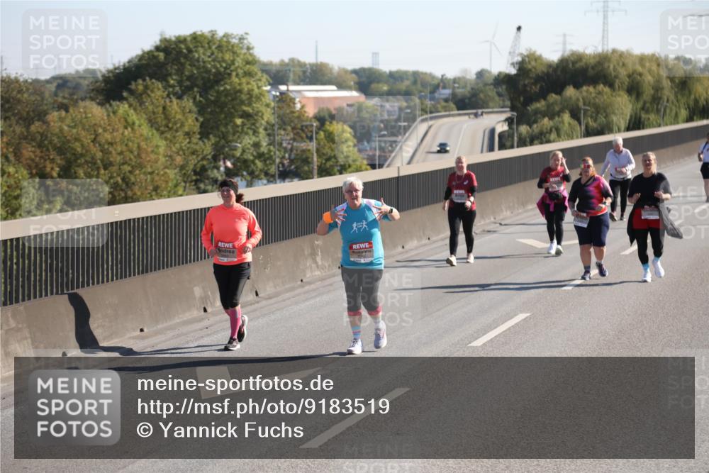 03.10.2025 - Köhlbrandbrückenlauf Yannick Fuchs http://msf.ph/oto/9183519 03.10.2025 11:29:52 Position 3 1 meine-sportfotos.de