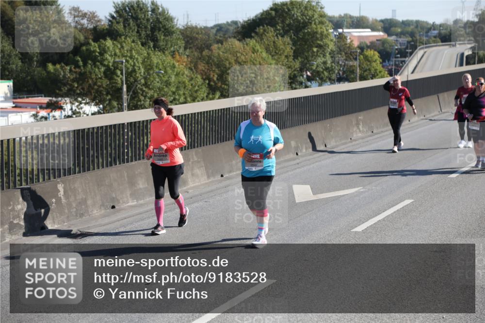 03.10.2025 - Köhlbrandbrückenlauf Yannick Fuchs http://msf.ph/oto/9183528 03.10.2025 11:29:56 Position 3 1 meine-sportfotos.de