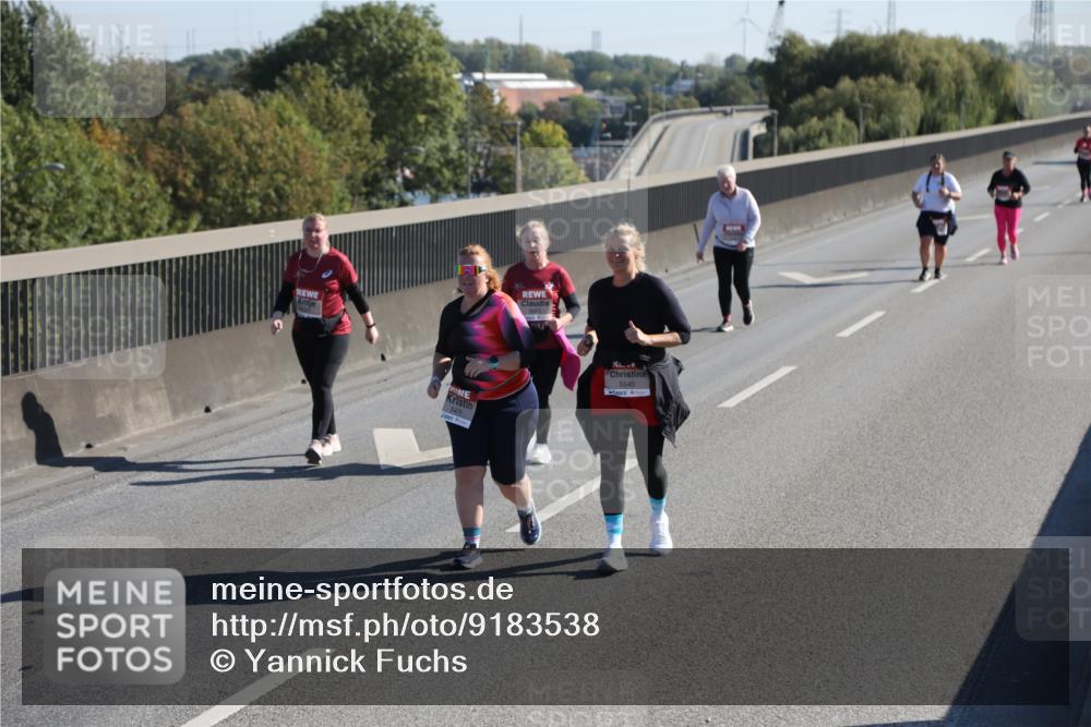 03.10.2025 - Köhlbrandbrückenlauf Yannick Fuchs http://msf.ph/oto/9183538 03.10.2025 11:30:00 Position 3 5471, 5540 meine-sportfotos.de