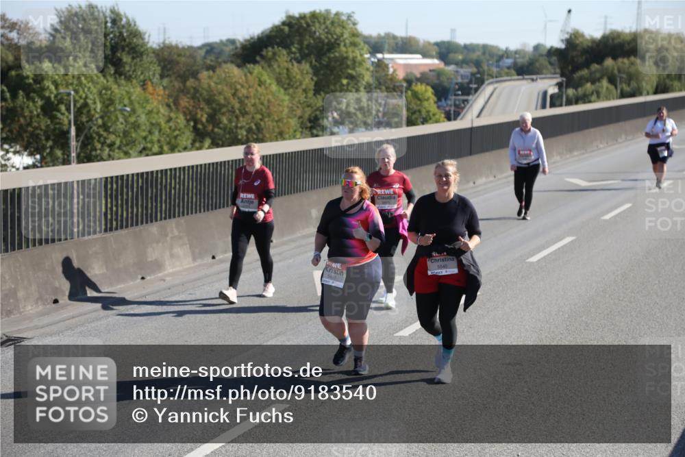 03.10.2025 - Köhlbrandbrückenlauf Yannick Fuchs http://msf.ph/oto/9183540 03.10.2025 11:30:01 Position 3 5471, 5540 meine-sportfotos.de
