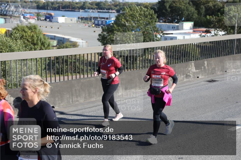 03.10.2025 - Köhlbrandbrückenlauf Yannick Fuchs http://msf.ph/oto/9183543 03.10.2025 11:30:05 Position 3 5540, 5603 meine-sportfotos.de