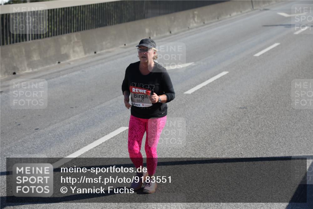 03.10.2025 - Köhlbrandbrückenlauf Yannick Fuchs http://msf.ph/oto/9183551 03.10.2025 11:30:15 Position 3 5547 meine-sportfotos.de