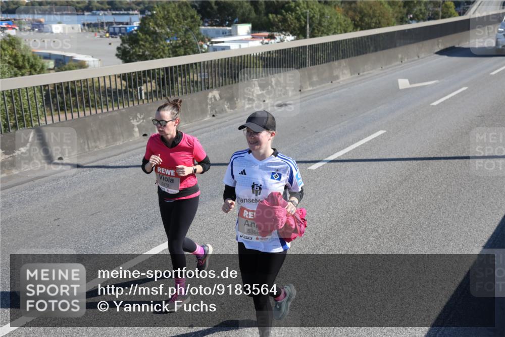 03.10.2025 - Köhlbrandbrückenlauf Yannick Fuchs http://msf.ph/oto/9183564 03.10.2025 11:30:28 Position 3 5275, 5388 meine-sportfotos.de