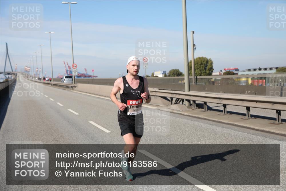 03.10.2025 - Köhlbrandbrückenlauf Yannick Fuchs http://msf.ph/oto/9183586 03.10.2025 11:33:15 Position 3 6610 meine-sportfotos.de