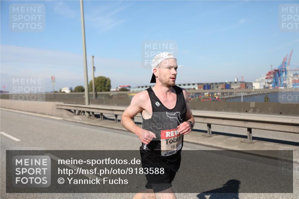 03.10.2025 - Köhlbrandbrückenlauf Yannick Fuchs http://msf.ph/oto/9183588 03.10.2025 11:33:16 Position 3 6610 meine-sportfotos.de