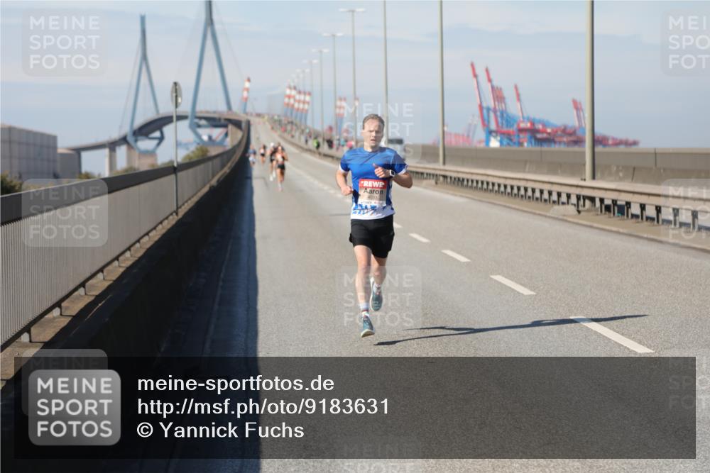 03.10.2025 - Köhlbrandbrückenlauf Yannick Fuchs http://msf.ph/oto/9183631 03.10.2025 11:34:13 Position 3  meine-sportfotos.de