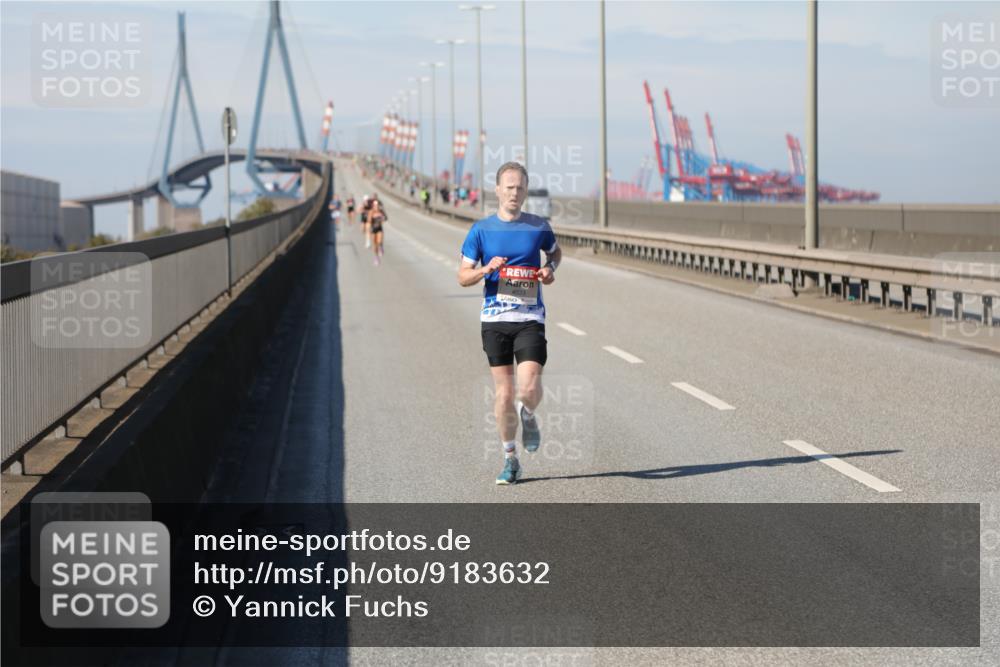03.10.2025 - Köhlbrandbrückenlauf Yannick Fuchs http://msf.ph/oto/9183632 03.10.2025 11:34:13 Position 3  meine-sportfotos.de
