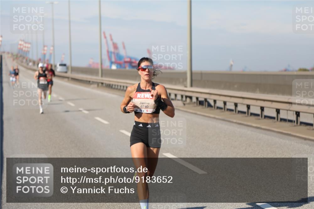 03.10.2025 - Köhlbrandbrückenlauf Yannick Fuchs http://msf.ph/oto/9183652 03.10.2025 11:34:25 Position 3 6740 meine-sportfotos.de