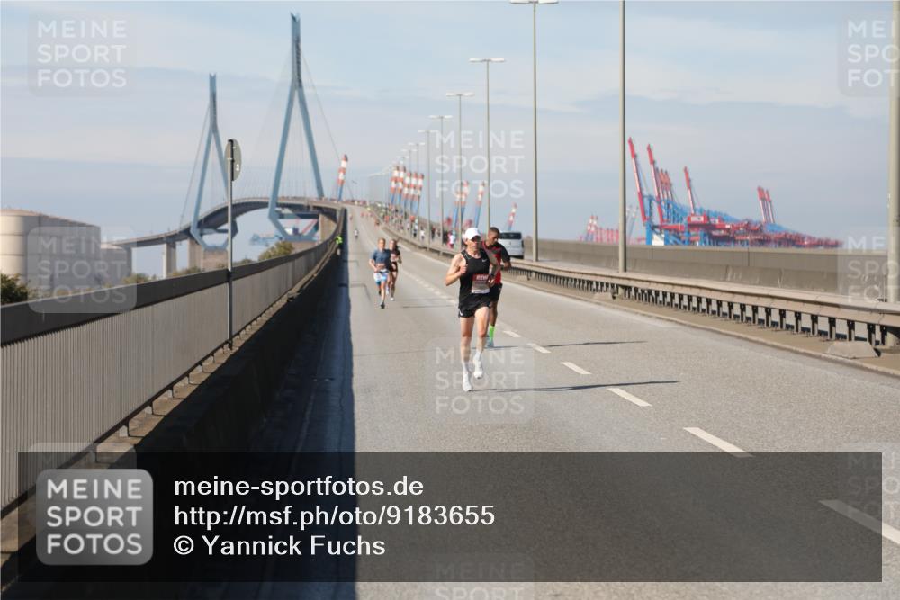 03.10.2025 - Köhlbrandbrückenlauf Yannick Fuchs http://msf.ph/oto/9183655 03.10.2025 11:34:26 Position 3  meine-sportfotos.de