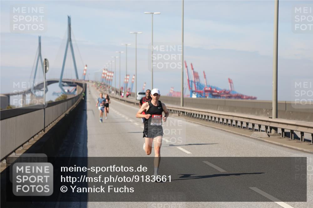 03.10.2025 - Köhlbrandbrückenlauf Yannick Fuchs http://msf.ph/oto/9183661 03.10.2025 11:34:28 Position 3  meine-sportfotos.de