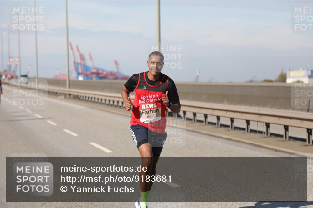03.10.2025 - Köhlbrandbrückenlauf Yannick Fuchs http://msf.ph/oto/9183681 03.10.2025 11:34:32 Position 3 6483 meine-sportfotos.de