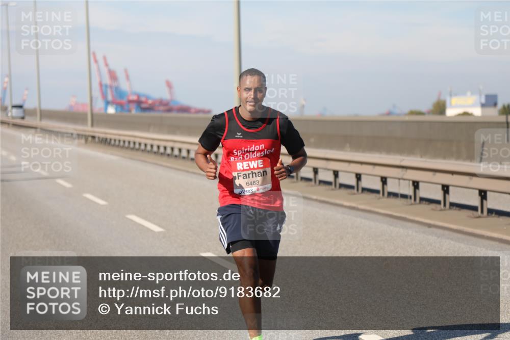 03.10.2025 - Köhlbrandbrückenlauf Yannick Fuchs http://msf.ph/oto/9183682 03.10.2025 11:34:33 Position 3 6483 meine-sportfotos.de