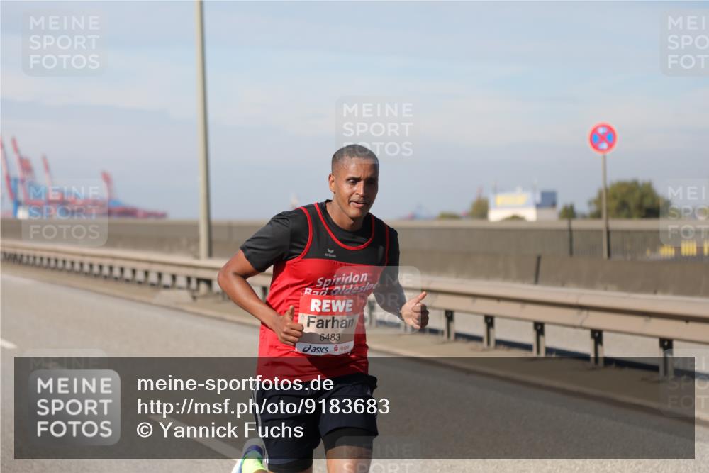 03.10.2025 - Köhlbrandbrückenlauf Yannick Fuchs http://msf.ph/oto/9183683 03.10.2025 11:34:33 Position 3 6483 meine-sportfotos.de