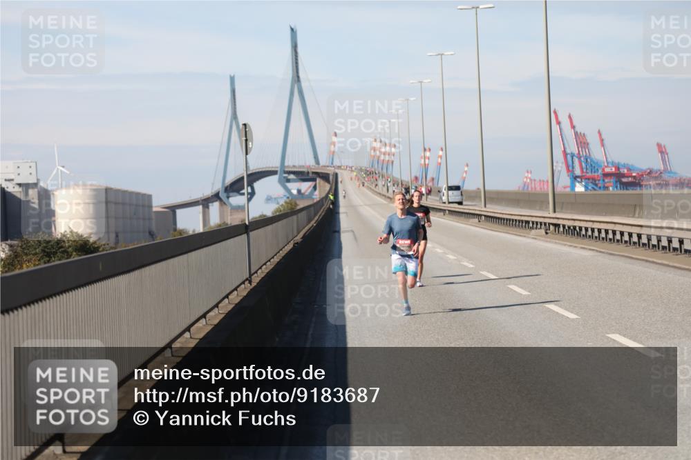 03.10.2025 - Köhlbrandbrückenlauf Yannick Fuchs http://msf.ph/oto/9183687 03.10.2025 11:34:34 Position 3  meine-sportfotos.de