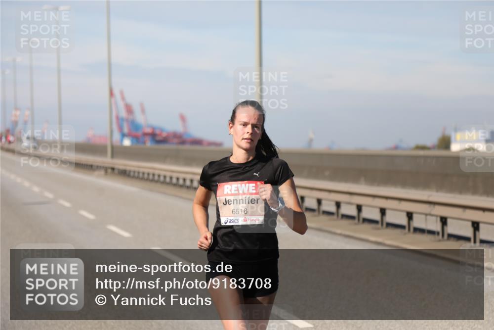 03.10.2025 - Köhlbrandbrückenlauf Yannick Fuchs http://msf.ph/oto/9183708 03.10.2025 11:34:40 Position 3 6516 meine-sportfotos.de