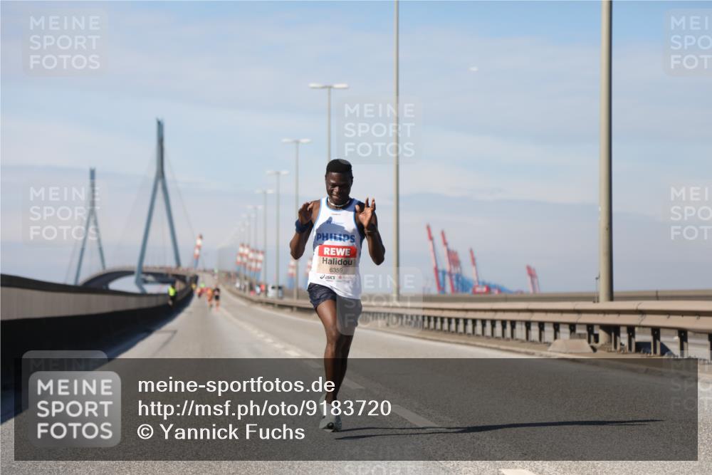 03.10.2025 - Köhlbrandbrückenlauf Yannick Fuchs http://msf.ph/oto/9183720 03.10.2025 11:35:26 Position 3 6359 meine-sportfotos.de