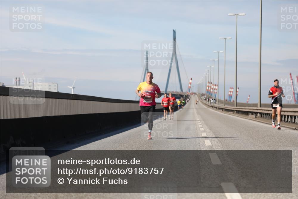 03.10.2025 - Köhlbrandbrückenlauf Yannick Fuchs http://msf.ph/oto/9183757 03.10.2025 11:36:19 Position 3  meine-sportfotos.de