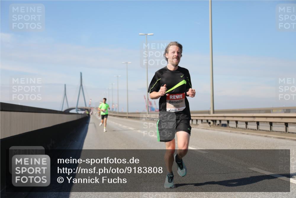 03.10.2025 - Köhlbrandbrückenlauf Yannick Fuchs http://msf.ph/oto/9183808 03.10.2025 11:36:51 Position 3 4035 meine-sportfotos.de