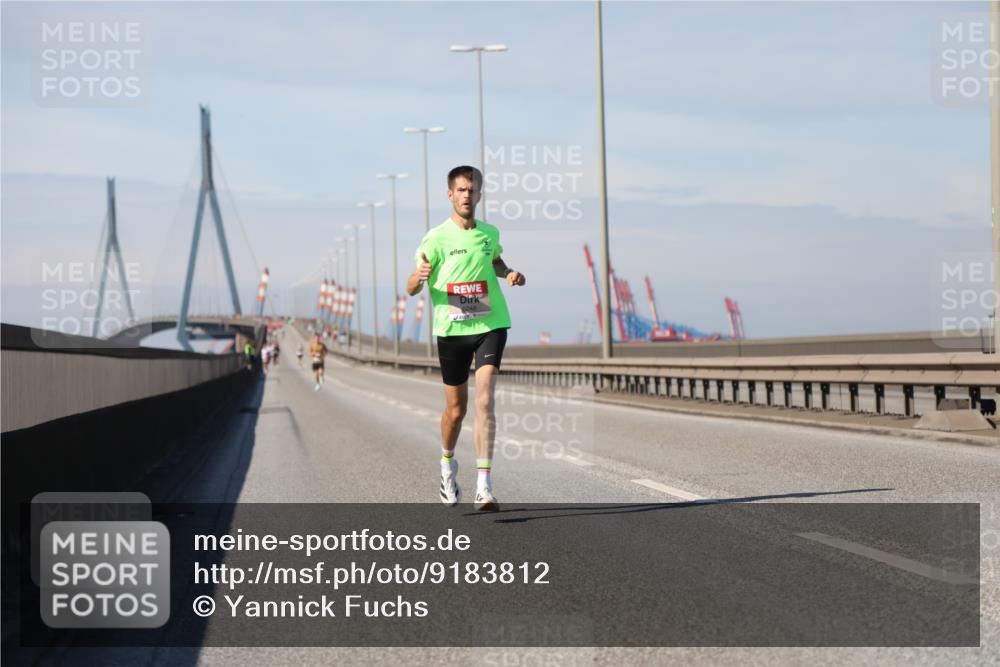03.10.2025 - Köhlbrandbrückenlauf Yannick Fuchs http://msf.ph/oto/9183812 03.10.2025 11:36:54 Position 3 6248 meine-sportfotos.de