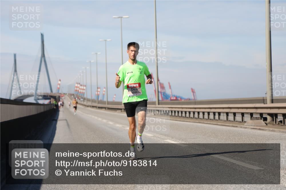 03.10.2025 - Köhlbrandbrückenlauf Yannick Fuchs http://msf.ph/oto/9183814 03.10.2025 11:36:55 Position 3 6248 meine-sportfotos.de