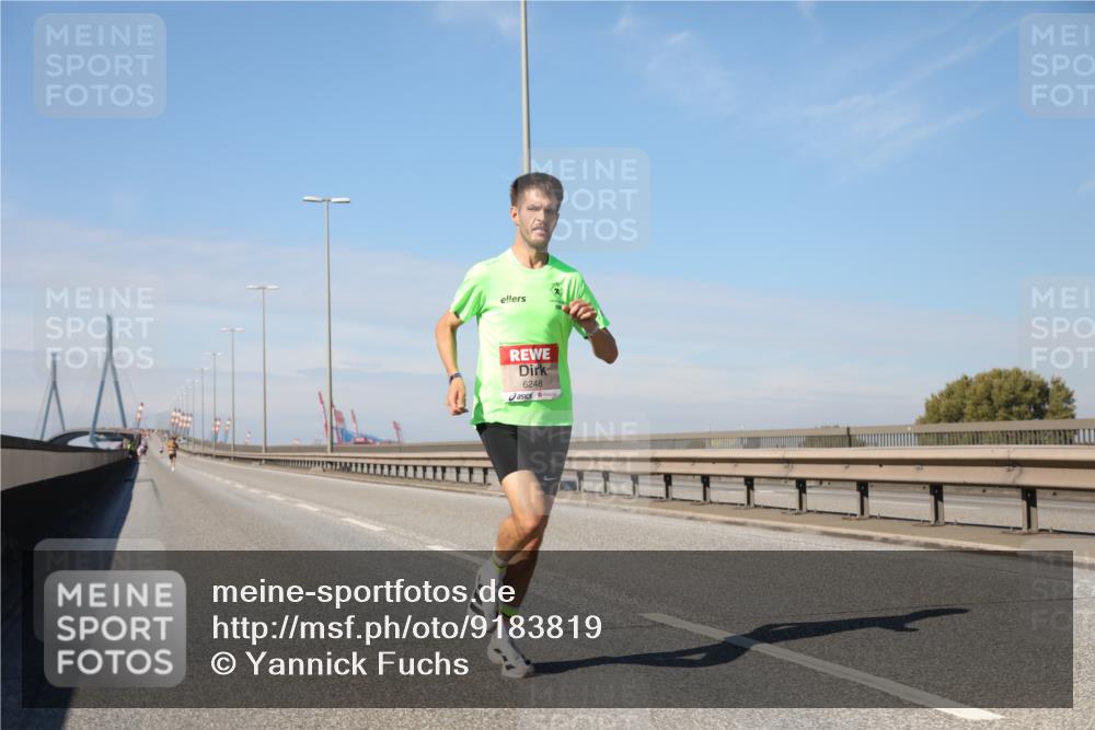 03.10.2025 - Köhlbrandbrückenlauf Yannick Fuchs http://msf.ph/oto/9183819 03.10.2025 11:36:56 Position 3 6248 meine-sportfotos.de
