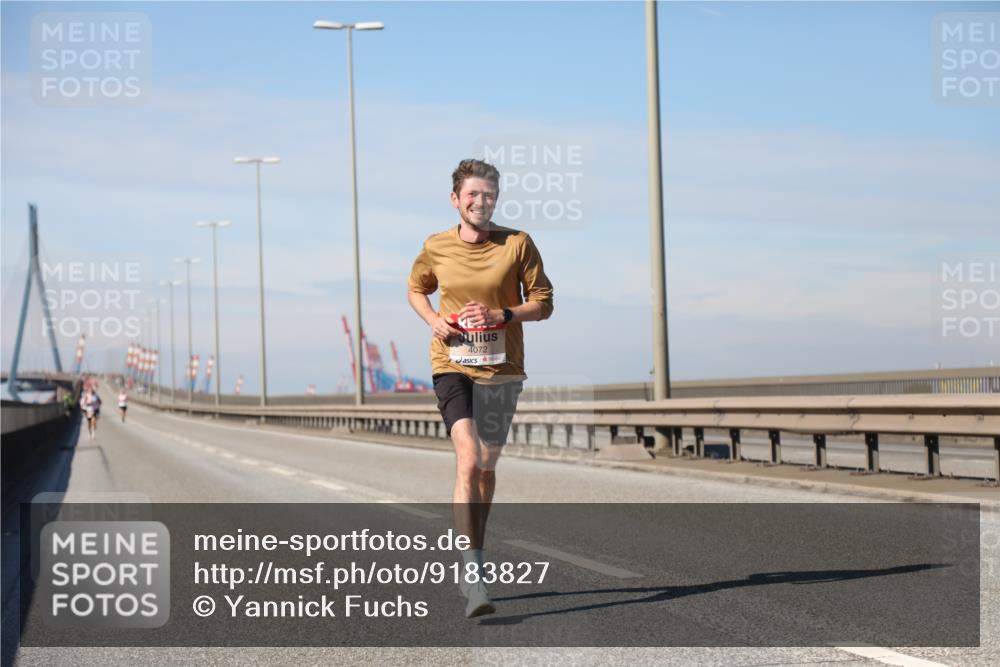 03.10.2025 - Köhlbrandbrückenlauf Yannick Fuchs http://msf.ph/oto/9183827 03.10.2025 11:37:14 Position 3 4072 meine-sportfotos.de