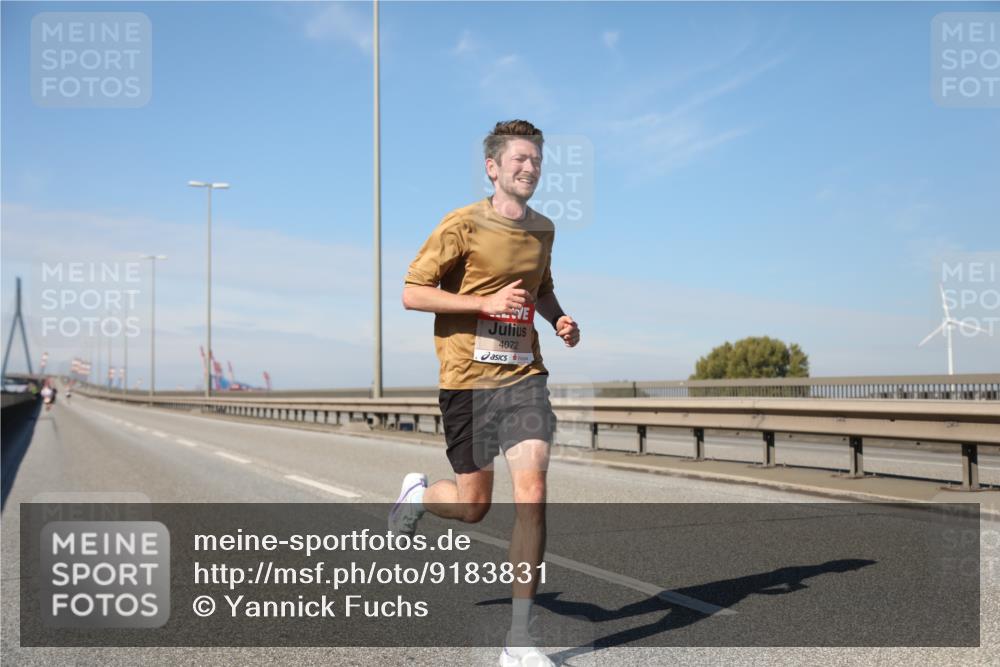 03.10.2025 - Köhlbrandbrückenlauf Yannick Fuchs http://msf.ph/oto/9183831 03.10.2025 11:37:15 Position 3 4072 meine-sportfotos.de