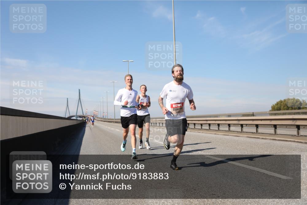 03.10.2025 - Köhlbrandbrückenlauf Yannick Fuchs http://msf.ph/oto/9183883 03.10.2025 11:37:43 Position 3  meine-sportfotos.de