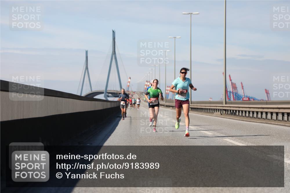 03.10.2025 - Köhlbrandbrückenlauf Yannick Fuchs http://msf.ph/oto/9183989 03.10.2025 11:38:40 Position 3  meine-sportfotos.de