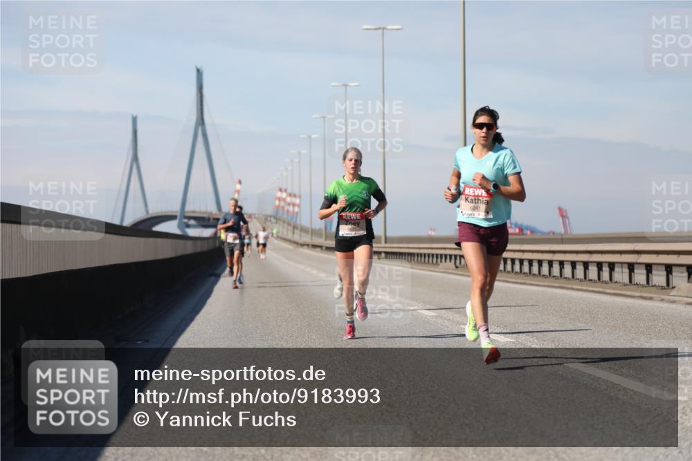 03.10.2025 - Köhlbrandbrückenlauf Yannick Fuchs http://msf.ph/oto/9183993 03.10.2025 11:38:42 Position 3 6241 meine-sportfotos.de