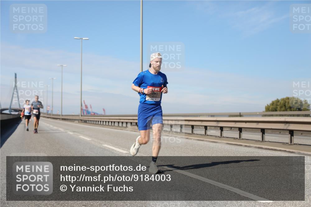 03.10.2025 - Köhlbrandbrückenlauf Yannick Fuchs http://msf.ph/oto/9184003 03.10.2025 11:38:46 Position 3 4013 meine-sportfotos.de
