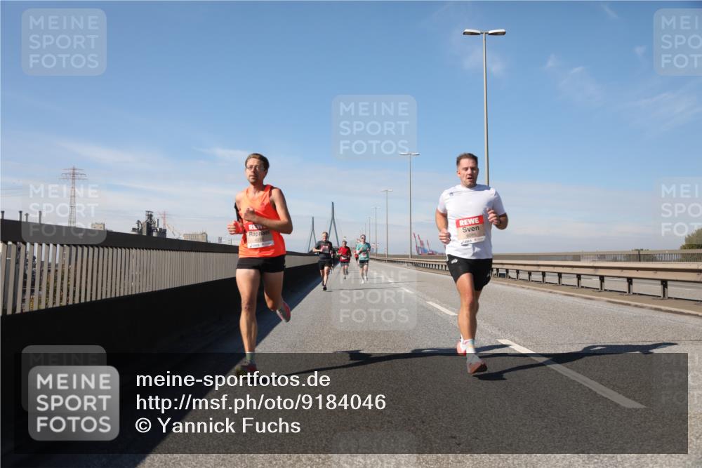 03.10.2025 - Köhlbrandbrückenlauf Yannick Fuchs http://msf.ph/oto/9184046 03.10.2025 11:39:06 Position 3  meine-sportfotos.de