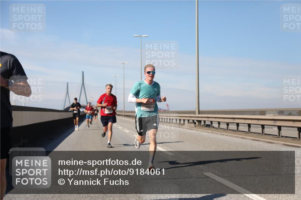 03.10.2025 - Köhlbrandbrückenlauf Yannick Fuchs http://msf.ph/oto/9184061 03.10.2025 11:39:10 Position 3  meine-sportfotos.de