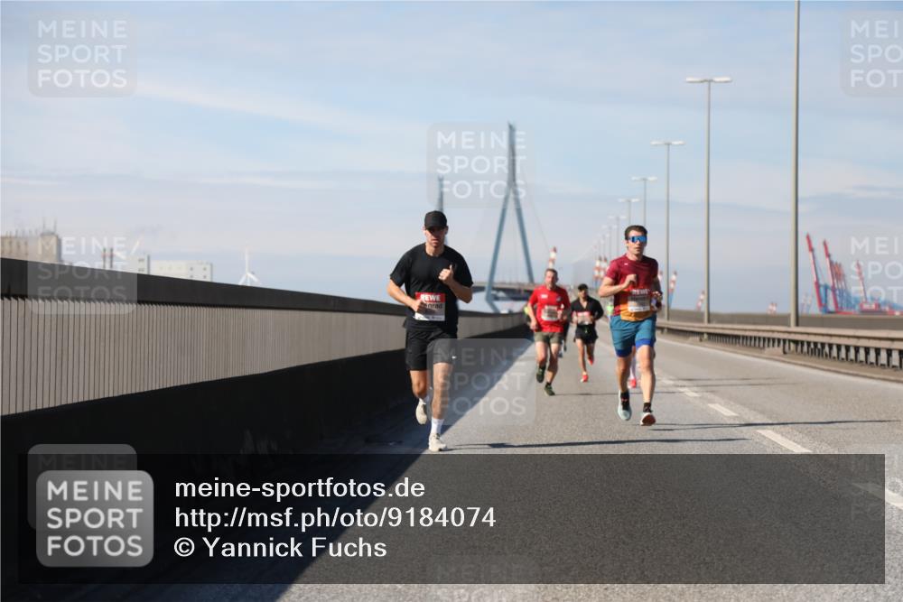 03.10.2025 - Köhlbrandbrückenlauf Yannick Fuchs http://msf.ph/oto/9184074 03.10.2025 11:39:13 Position 3  meine-sportfotos.de