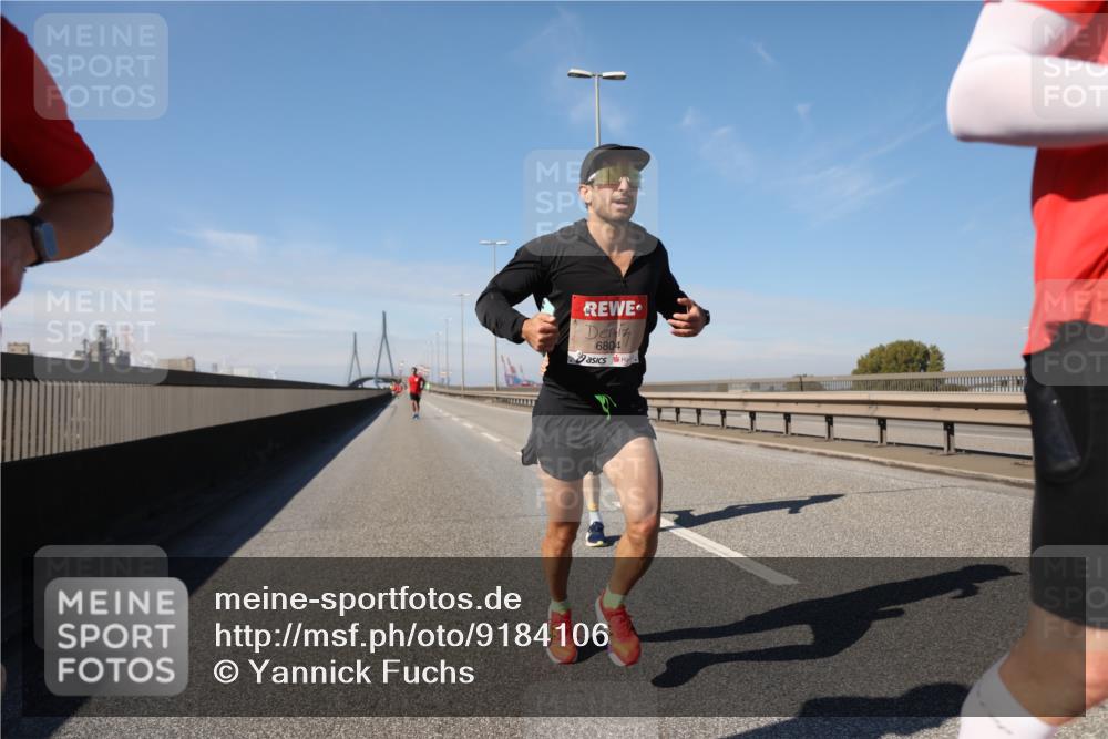 03.10.2025 - Köhlbrandbrückenlauf Yannick Fuchs http://msf.ph/oto/9184106 03.10.2025 11:39:20 Position 3 6804 meine-sportfotos.de
