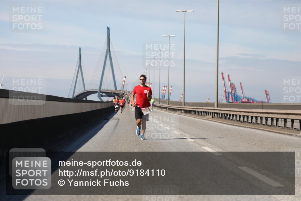 03.10.2025 - Köhlbrandbrückenlauf Yannick Fuchs http://msf.ph/oto/9184110 03.10.2025 11:39:22 Position 3  meine-sportfotos.de