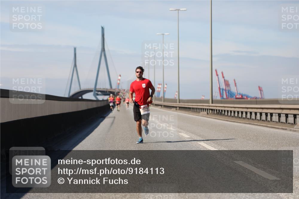 03.10.2025 - Köhlbrandbrückenlauf Yannick Fuchs http://msf.ph/oto/9184113 03.10.2025 11:39:23 Position 3  meine-sportfotos.de