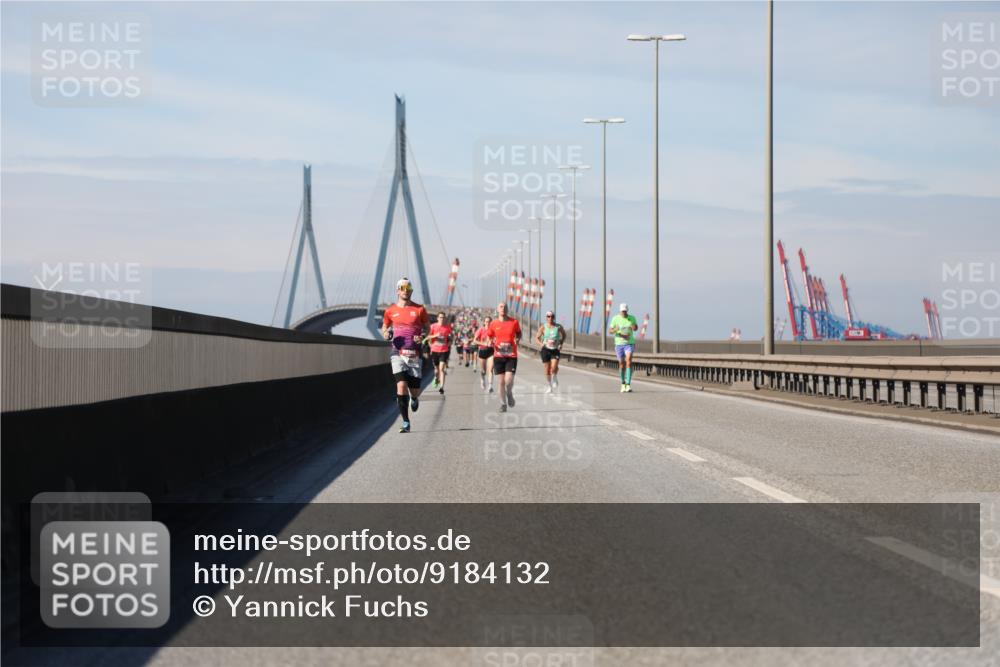 03.10.2025 - Köhlbrandbrückenlauf Yannick Fuchs http://msf.ph/oto/9184132 03.10.2025 11:39:34 Position 3  meine-sportfotos.de