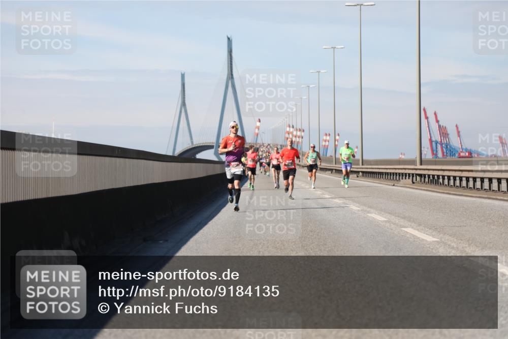 03.10.2025 - Köhlbrandbrückenlauf Yannick Fuchs http://msf.ph/oto/9184135 03.10.2025 11:39:35 Position 3  meine-sportfotos.de