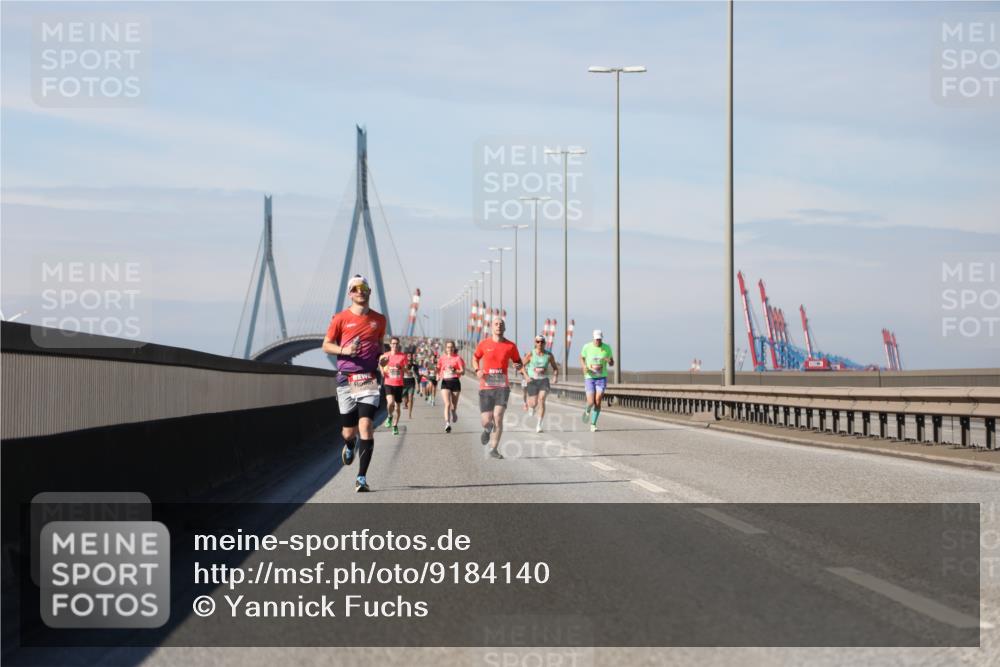 03.10.2025 - Köhlbrandbrückenlauf Yannick Fuchs http://msf.ph/oto/9184140 03.10.2025 11:39:37 Position 3  meine-sportfotos.de