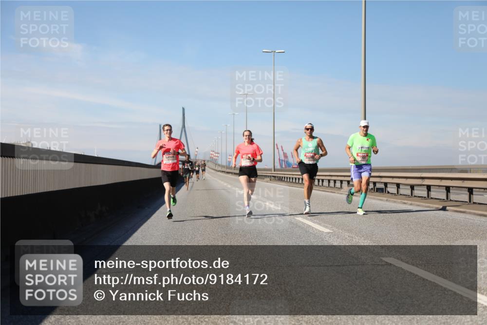 03.10.2025 - Köhlbrandbrückenlauf Yannick Fuchs http://msf.ph/oto/9184172 03.10.2025 11:39:46 Position 3  meine-sportfotos.de
