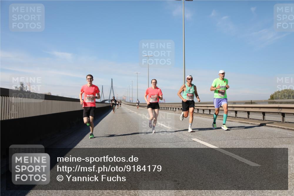 03.10.2025 - Köhlbrandbrückenlauf Yannick Fuchs http://msf.ph/oto/9184179 03.10.2025 11:39:47 Position 3  meine-sportfotos.de