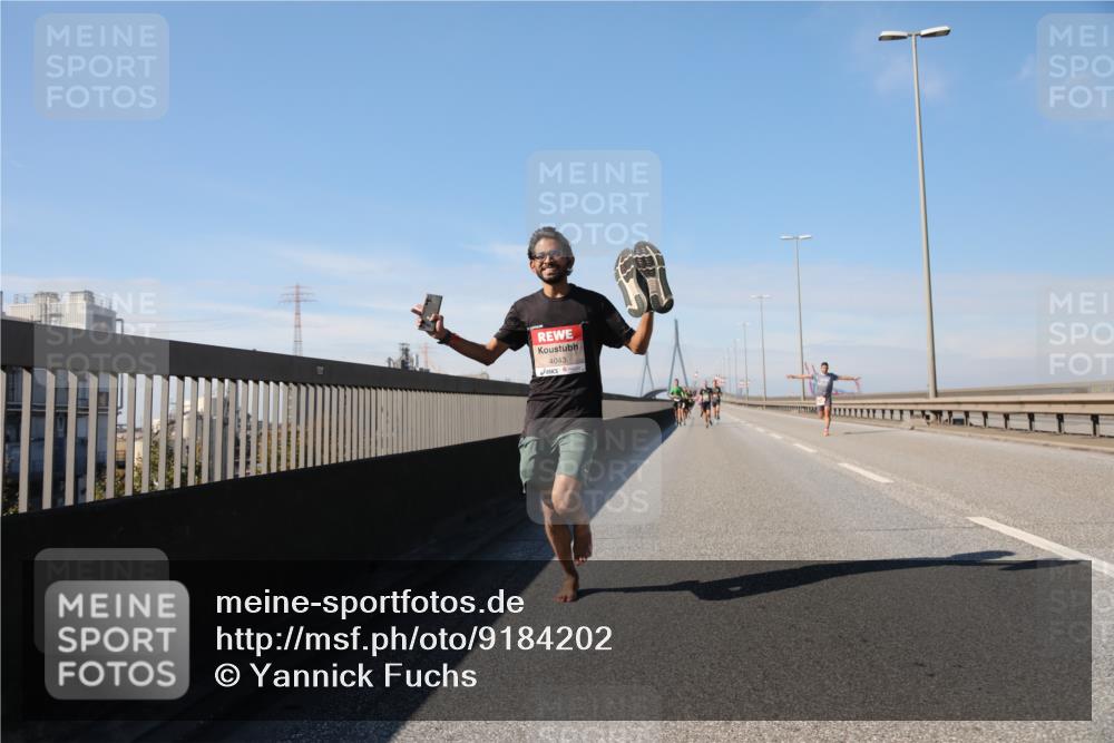 03.10.2025 - Köhlbrandbrückenlauf Yannick Fuchs http://msf.ph/oto/9184202 03.10.2025 11:39:53 Position 3 4043 meine-sportfotos.de