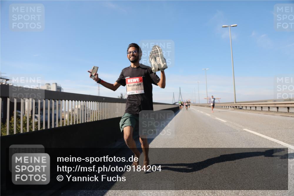 03.10.2025 - Köhlbrandbrückenlauf Yannick Fuchs http://msf.ph/oto/9184204 03.10.2025 11:39:53 Position 3 4043 meine-sportfotos.de